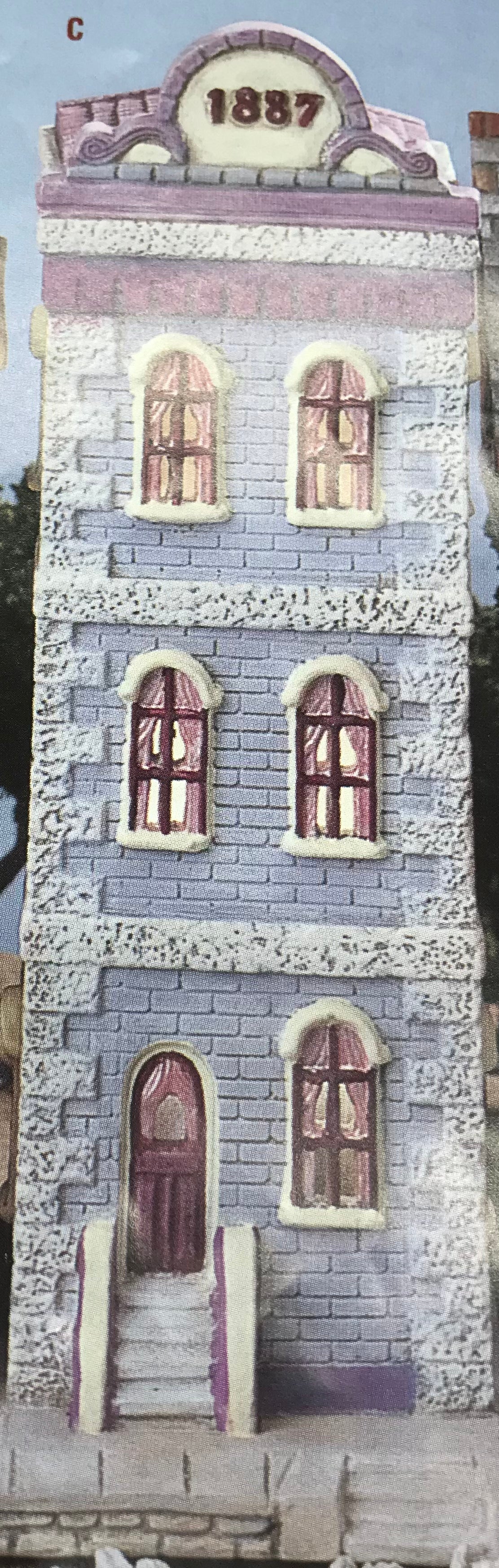 Petro Crystal Creek Apartment Building 9”x3”x4”