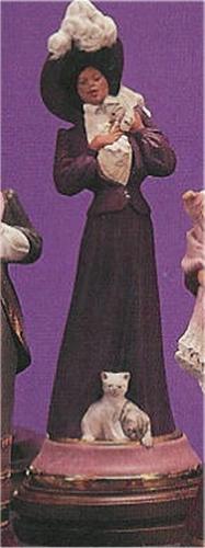 Victorian Lady w/Kittens 14.5"T