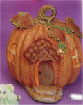Pumpkin House 7"t