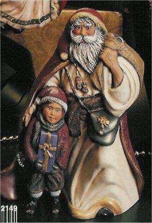 Hungarian Santa w/Child 11"