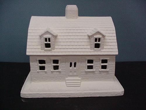 VIP Gambred Roof House 6"Hx7.5"L
