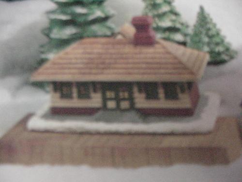Byron Train Depot 5.5"
