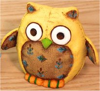 A Mini Small Eyed Felty Owl 4"t - CPI